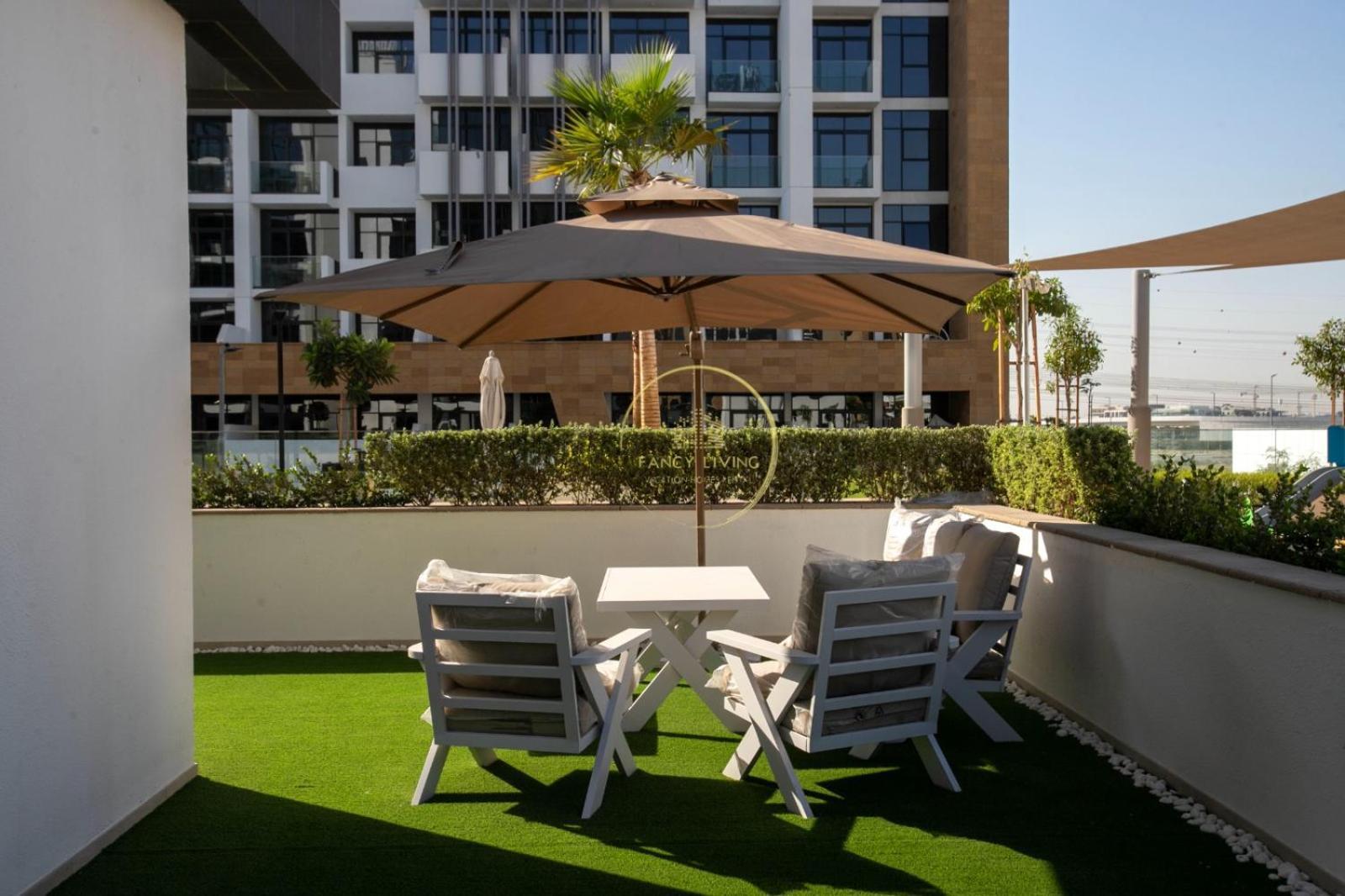 3bhk Located In Azizi Riviera Apartment Dubai
