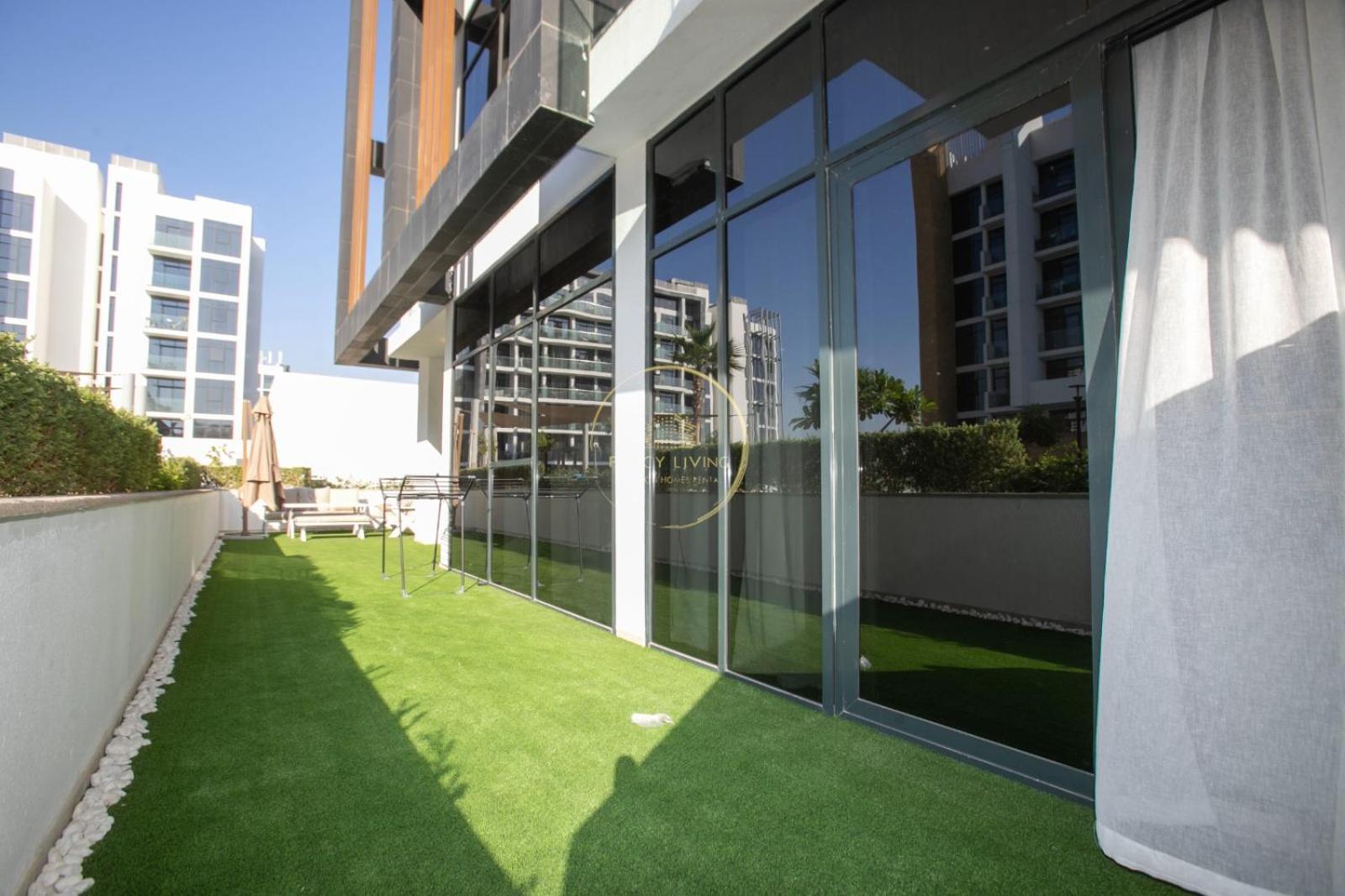 Apartment 3bhk Located In Azizi Riviera Dubai