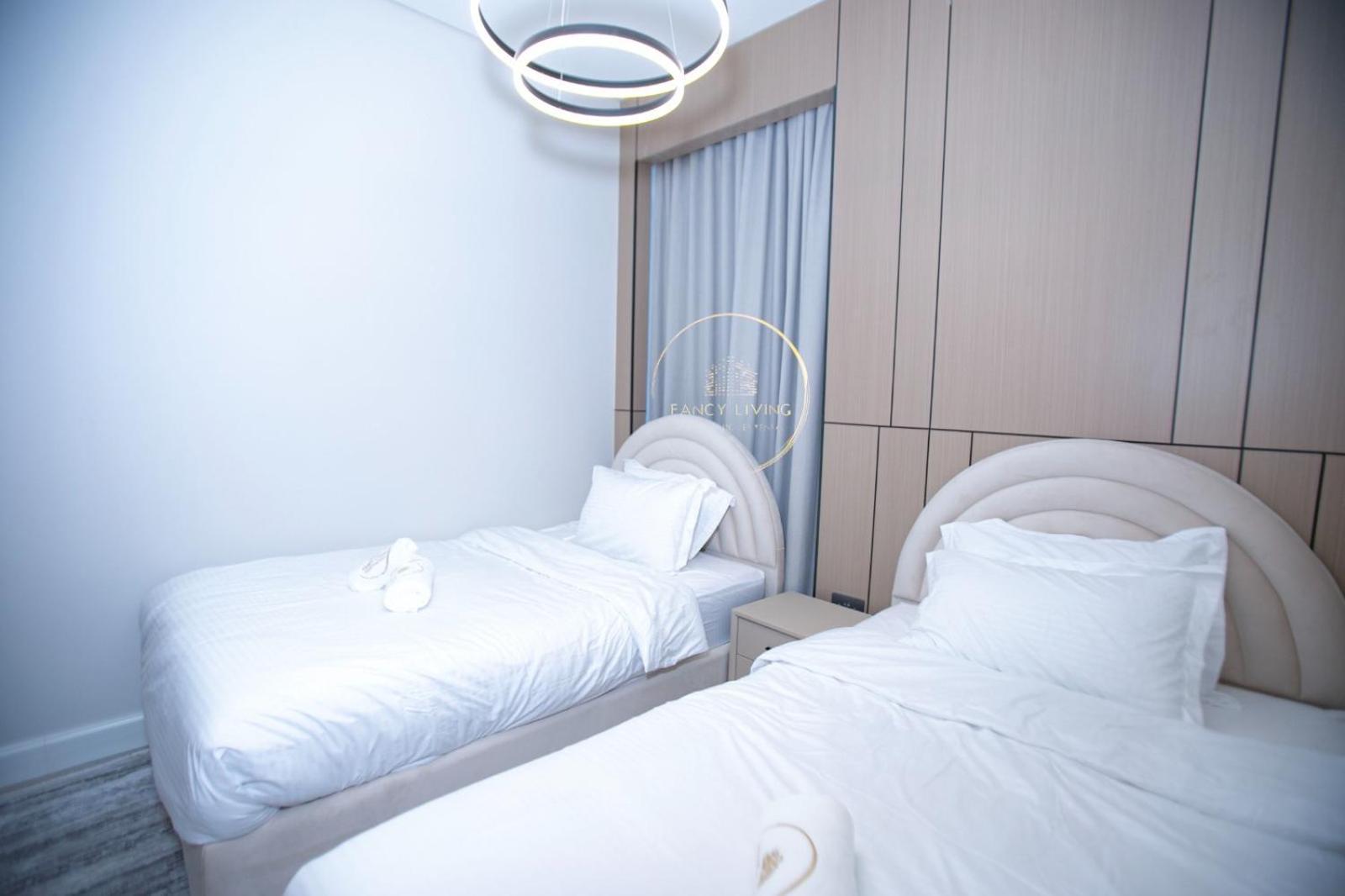 3bhk Located In Azizi Riviera *