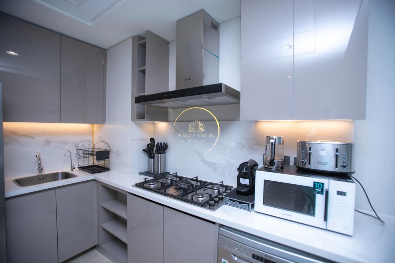 3bhk Located In Azizi Riviera Apartment *