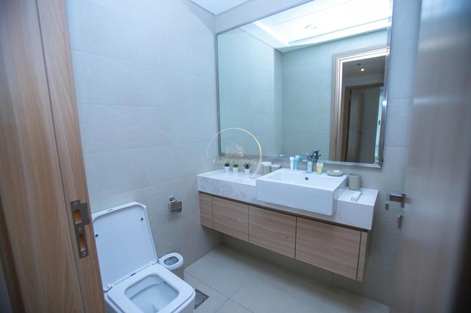 Apartment 3bhk Located In Azizi Riviera