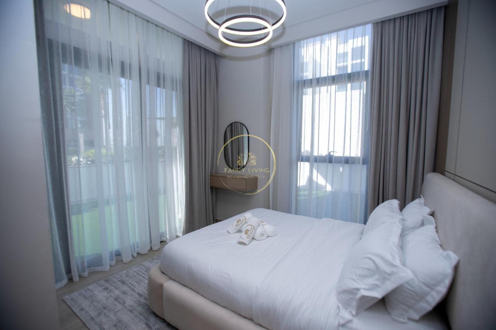 3bhk Located In Azizi Riviera Apartment