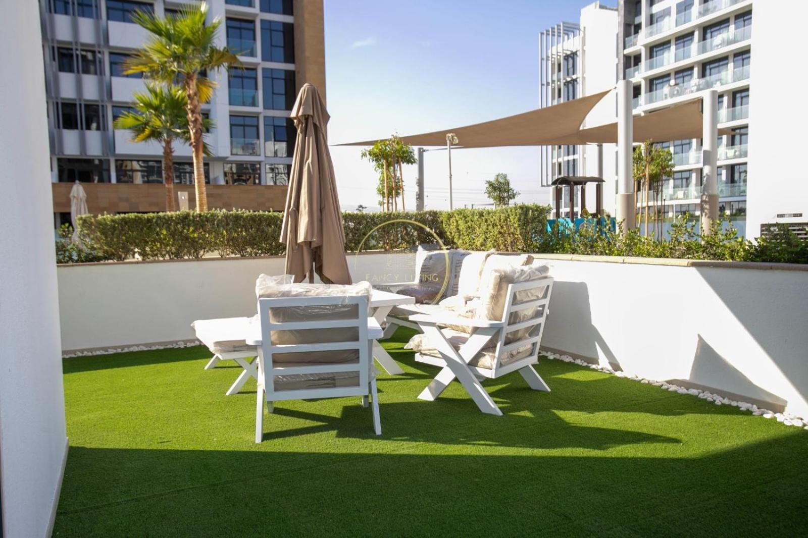 3bhk Located In Azizi Riviera * Dubai