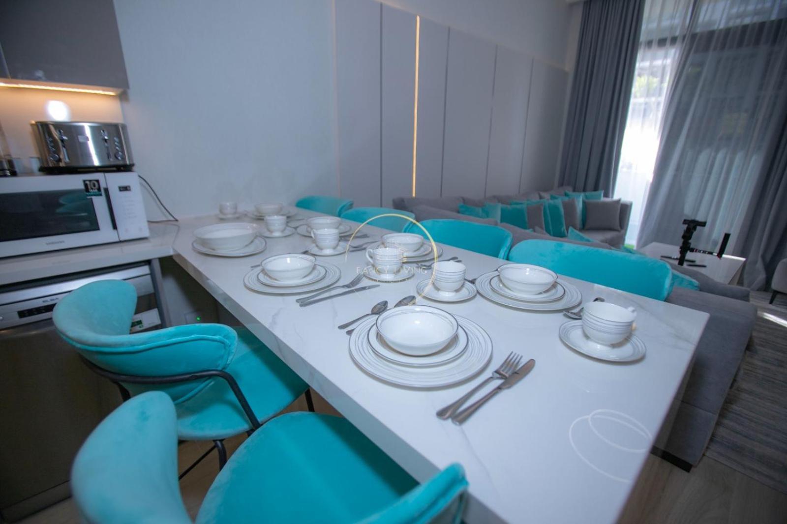 3bhk Located In Azizi Riviera