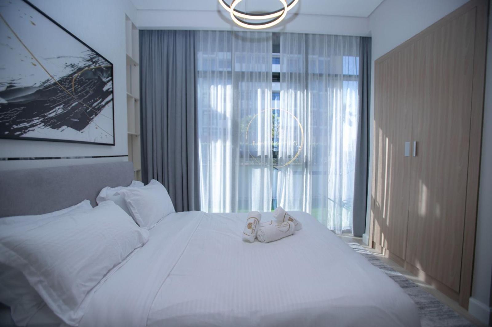 3bhk Located In Azizi Riviera Apartment *